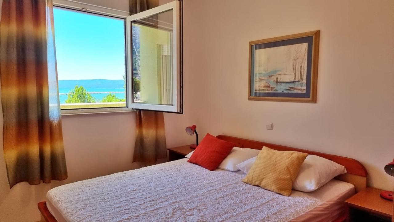 אומיס Apartment Cesarica מראה חיצוני תמונה
