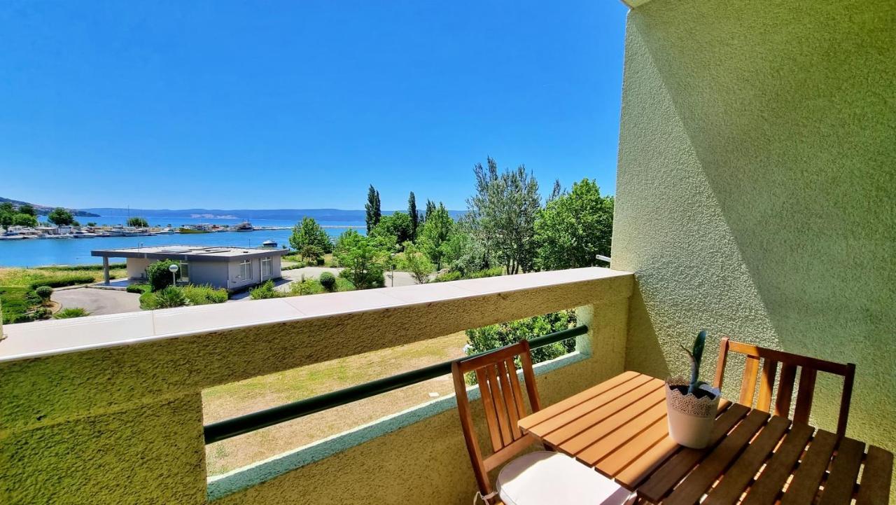 אומיס Apartment Cesarica מראה חיצוני תמונה